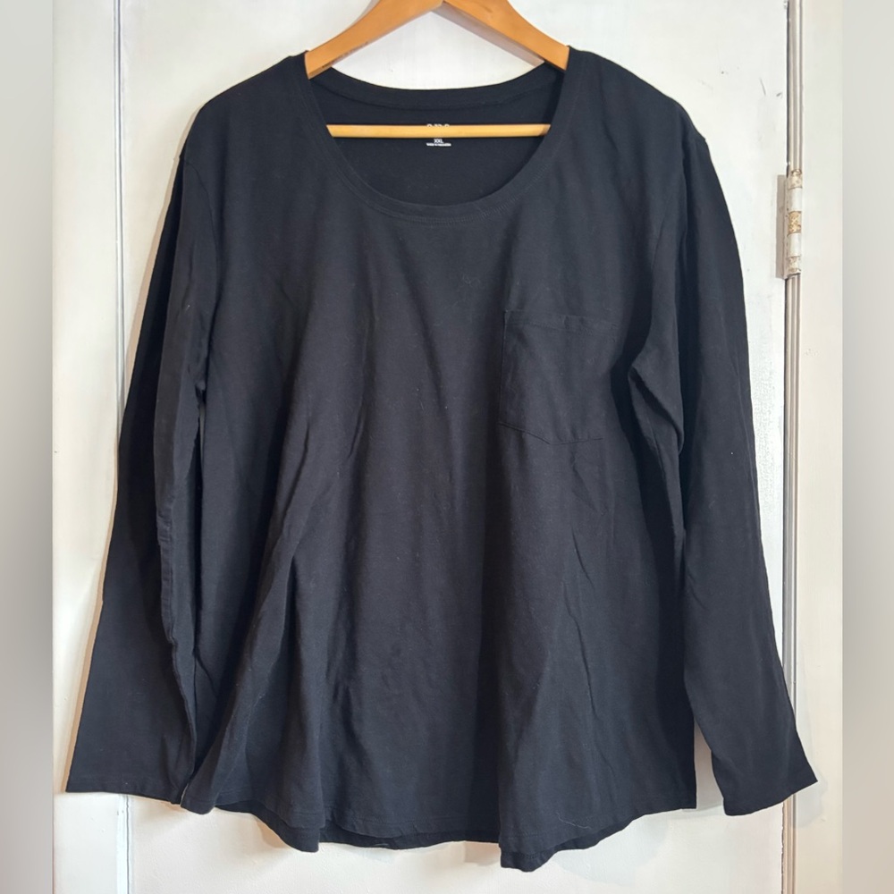 a.n.a Classic Black Crew Neck Top